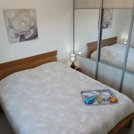 Maison Au Calme Avec Jardin Et Piscine Raphael Сasa de vacaciones *