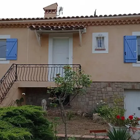 Maison Au Calme Avec Jardin Et Piscine Raphael *
