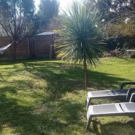 Сasa de vacaciones Maison Au Calme Avec Jardin Et Piscine Raphael Saint-Raphaël