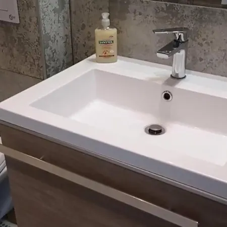 Сasa de vacaciones Maison Au Calme Avec Jardin Et Piscine Raphael